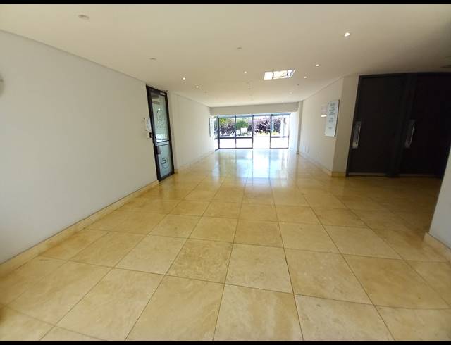 139M² OFFICE TO LET IN BRYANSTON